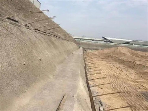 左云河道边坡加固